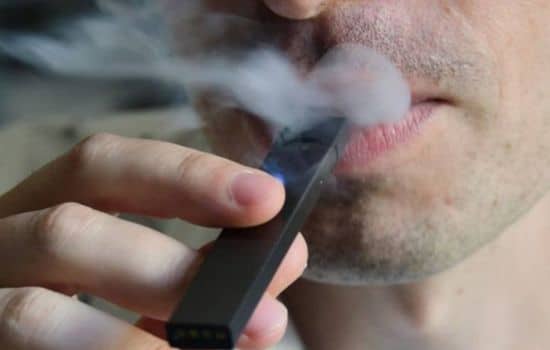 Los Riesgos de Usar Vapes: Efectos en la Salud a Largo Plazo